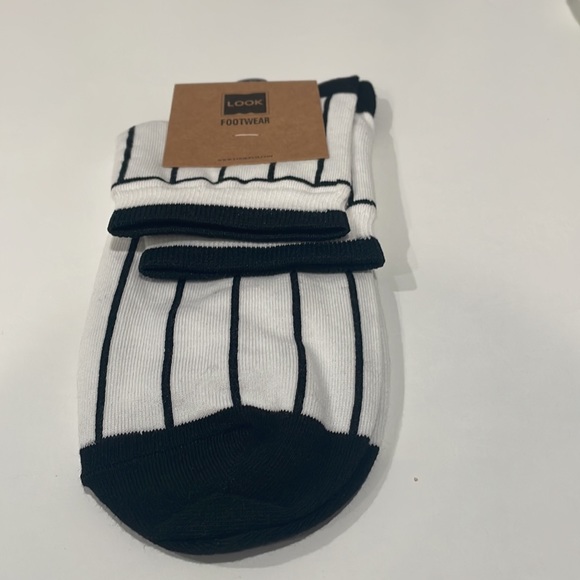 Lot of three pairs of women’s socks. OS. NWT - Picture 5 of 6